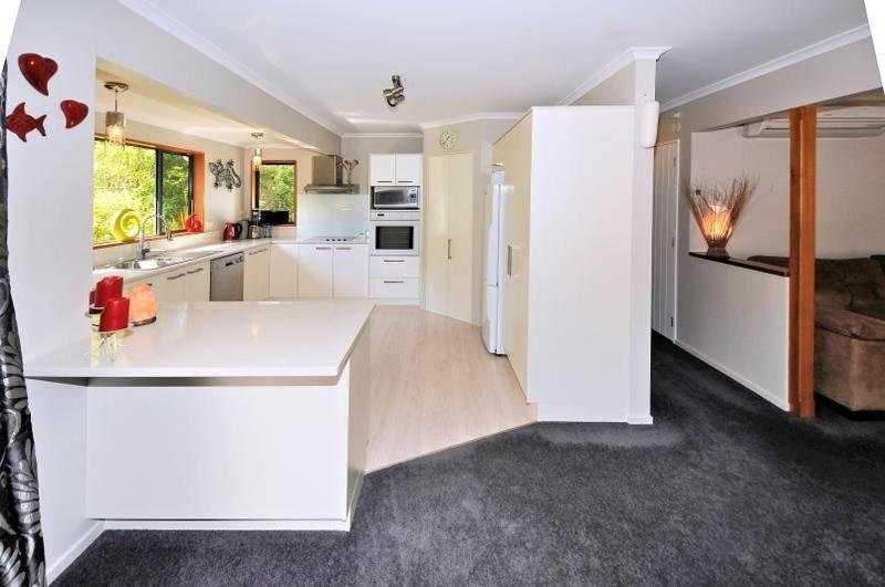 别墅中的一间客房 Auckland Bagian luar foto